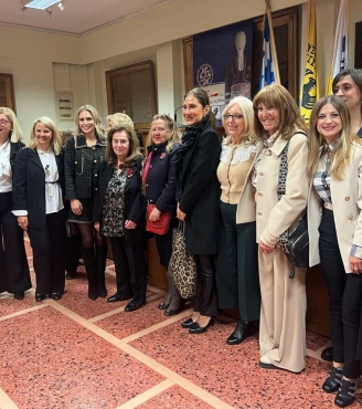 «Γέφυρες Μνήμης και Προσφοράς – Διαδρομές από Γυναίκα σε Γυναίκα»